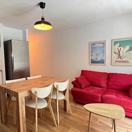 T3 Centre Ville Avec Parking, Balcon Et Wifi. 5P. Cauterets Esterno foto