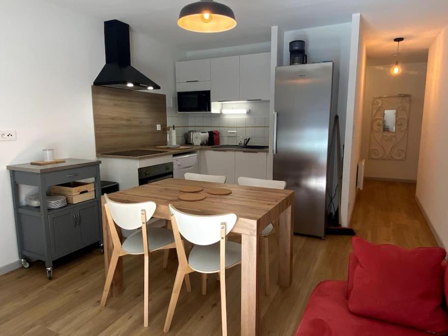 T3 Centre Ville Avec Parking, Balcon Et Wifi. 5P. Cauterets Esterno foto