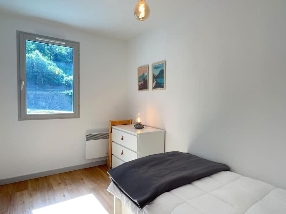 T3 Centre Ville Avec Parking, Balcon Et Wifi. 5P. Cauterets Esterno foto